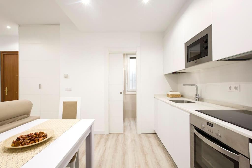 Piso En El Centro De Bilbao, Frente A La Alhondiga Appartement Buitenkant foto